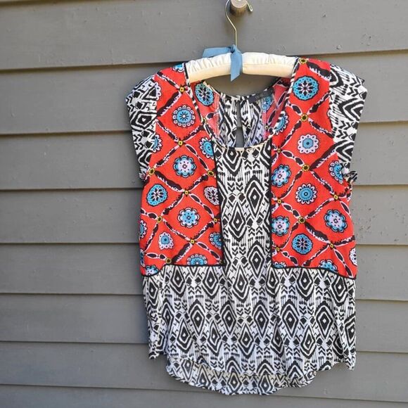 THML Red Black Blue Sleeveless Top Size Medium - Picture 6 of 8